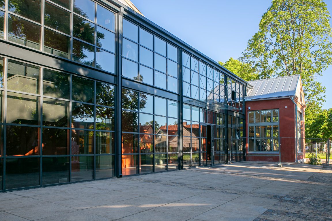 Adatu fabrika